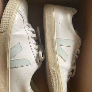 Veja sneakers